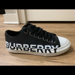 Burberry shoe